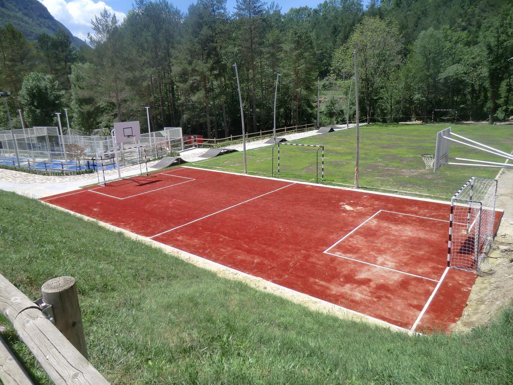 Camping L'Espelt La Pobla de Lillet Εξωτερικό φωτογραφία