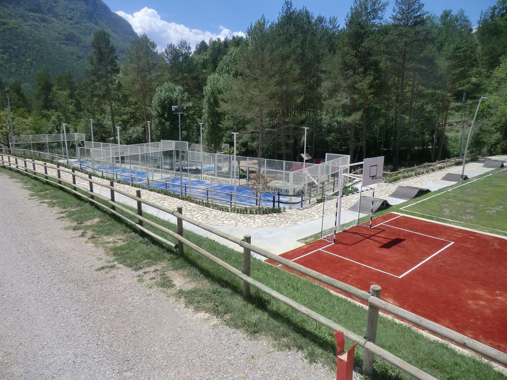 Camping L'Espelt La Pobla de Lillet Εξωτερικό φωτογραφία