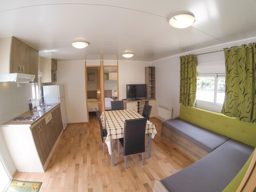 Camping L'Espelt La Pobla de Lillet Δωμάτιο φωτογραφία