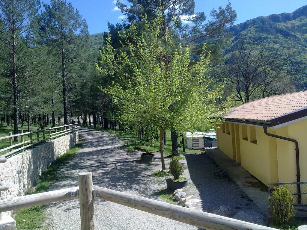 Camping L'Espelt La Pobla de Lillet Εξωτερικό φωτογραφία