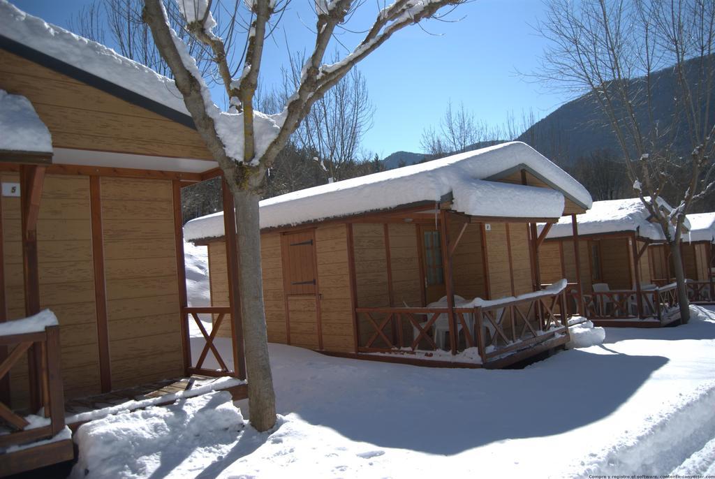 Camping L'Espelt La Pobla de Lillet Εξωτερικό φωτογραφία