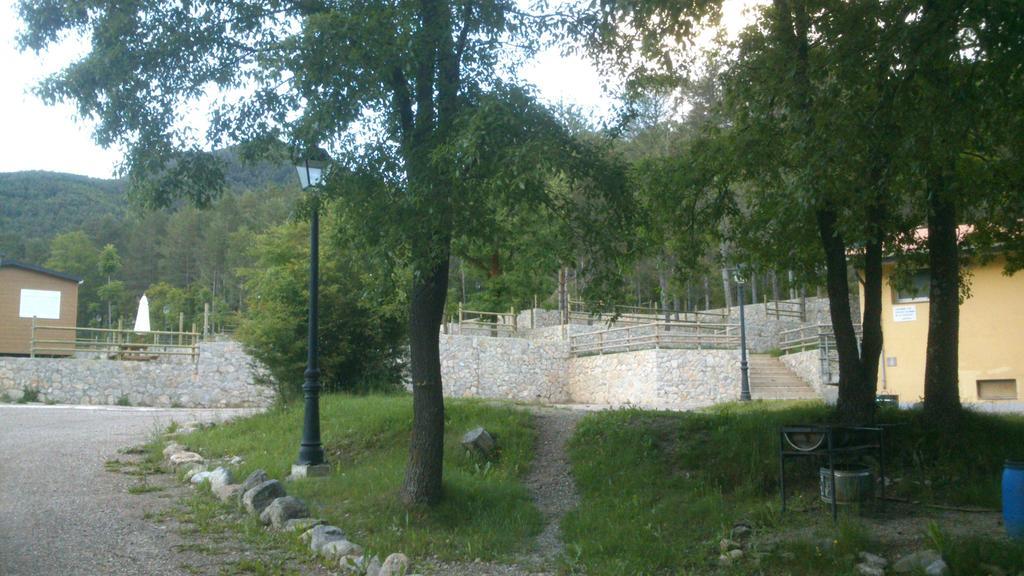 Camping L'Espelt La Pobla de Lillet Εξωτερικό φωτογραφία